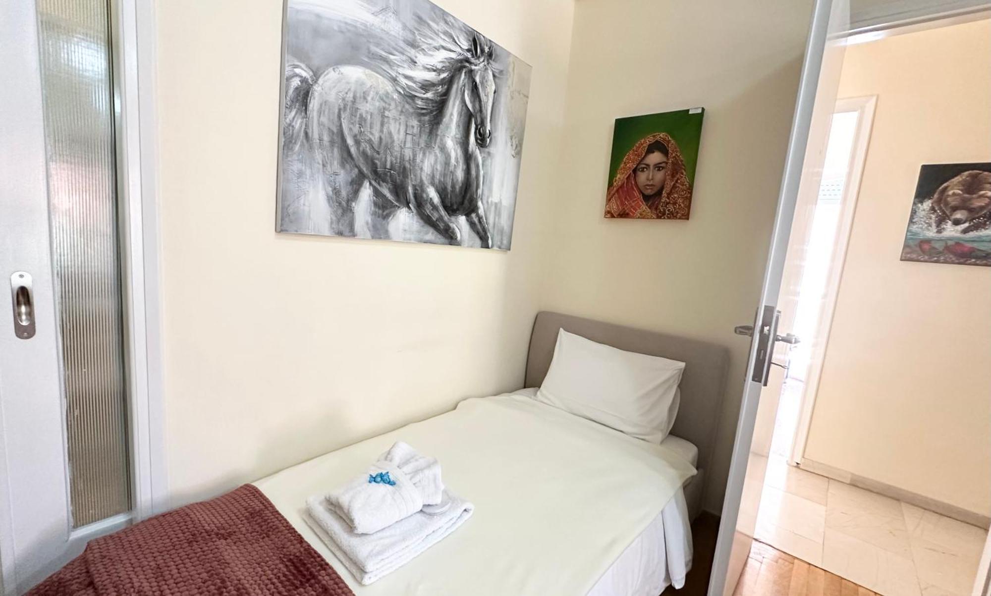 Harokopio Apartment In Афіни Екстер'єр фото