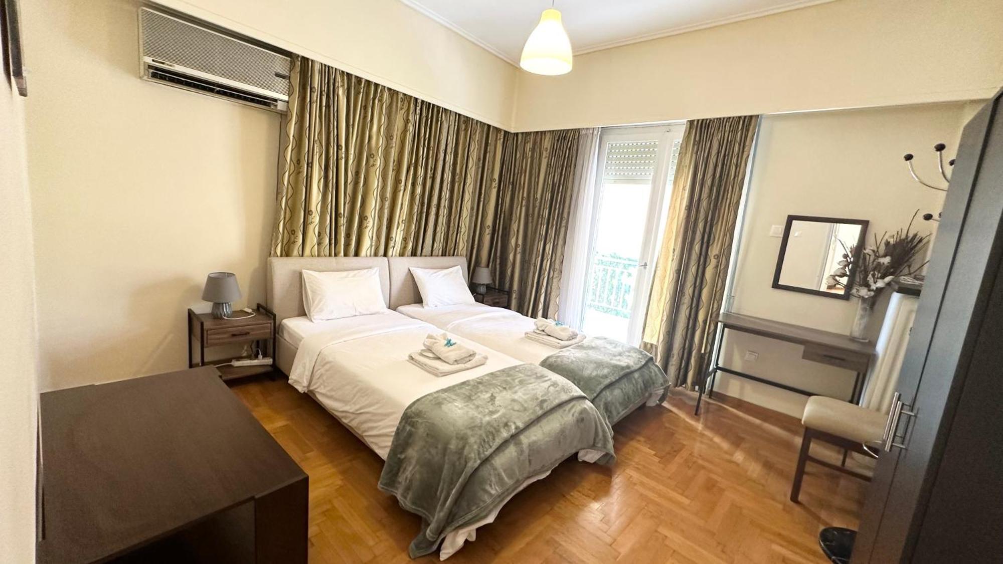 Harokopio Apartment In Афіни Екстер'єр фото